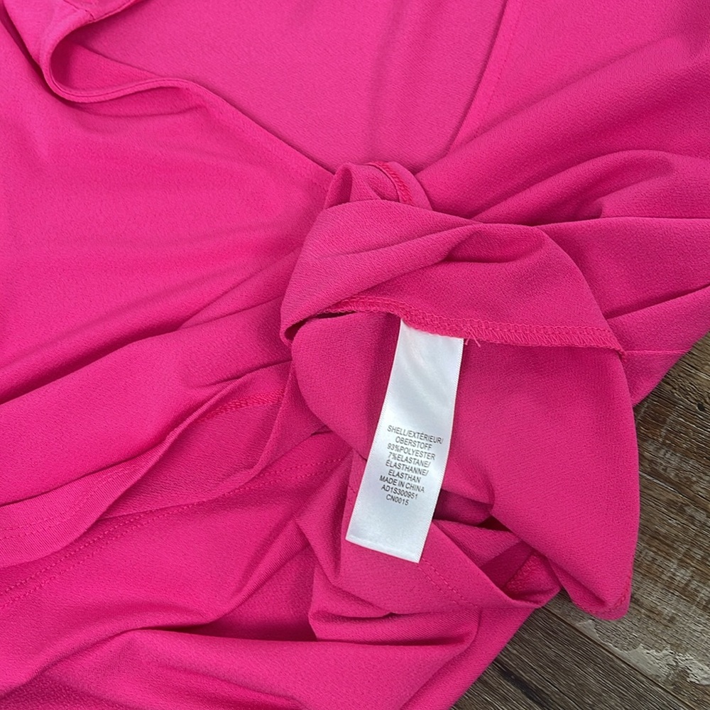 Adrianna Papell Vibrant Pink Women's V-Neck Top Ladies Size M - Picture 8 of 10